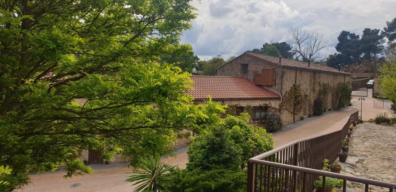 Hotel Rural A Velha Fabrica Valverde del Fresno Exterior photo